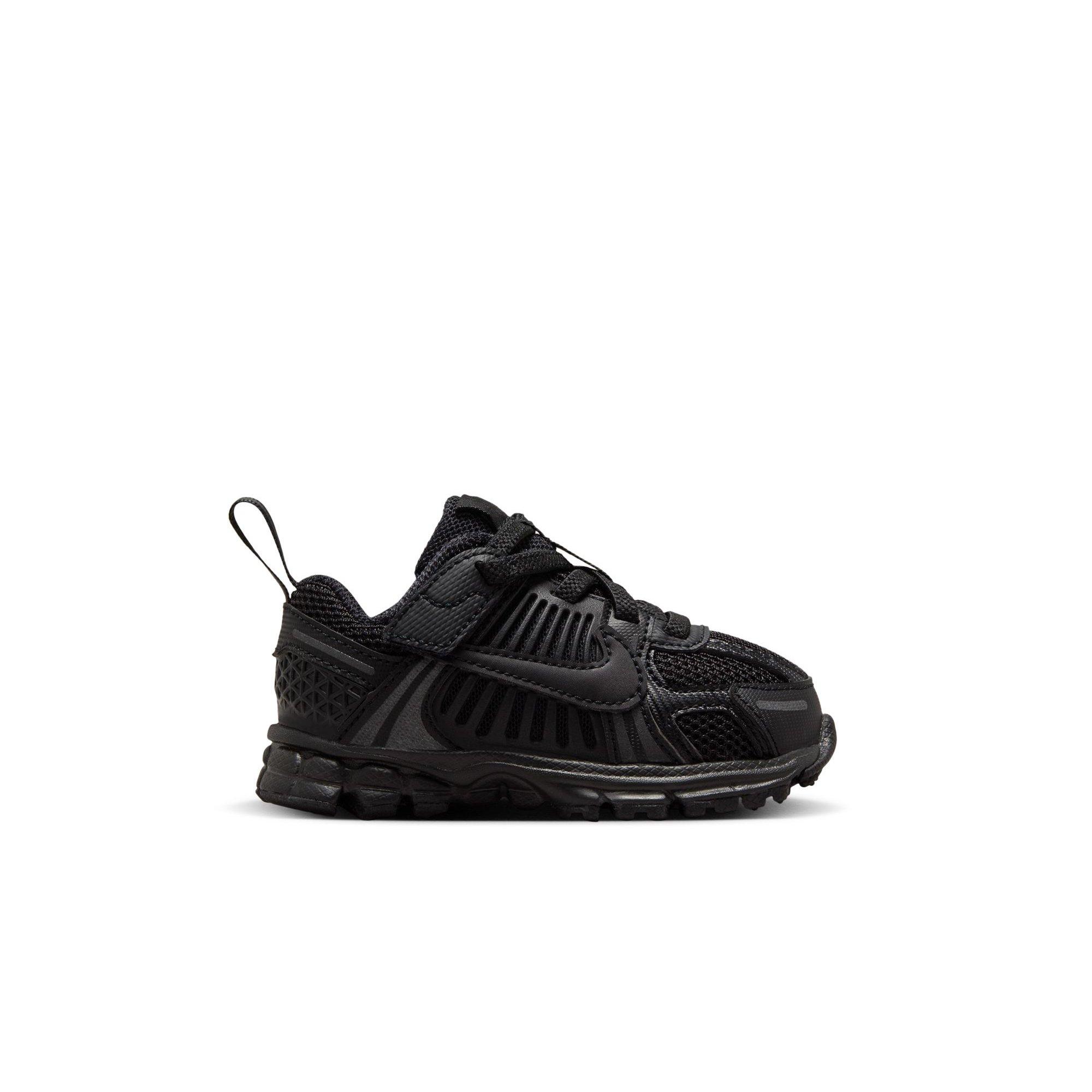 Nike Vomero 5 ブラックスニーカー Nike Vomero 5 Big Kids' Shoes. Nike.com